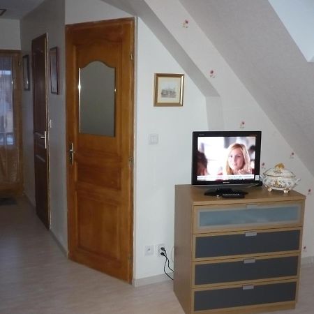 Chambre D'Hote Equipee En Studio Molliens-Dreuil Eksteriør bilde